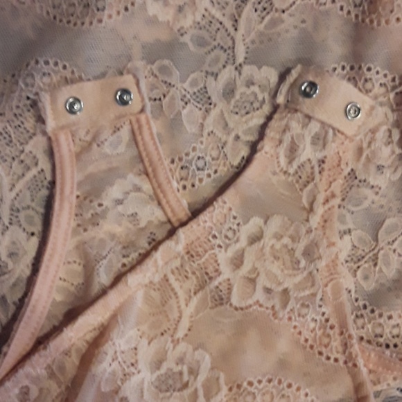 Lacy Bodysuit - Picture 4 of 4